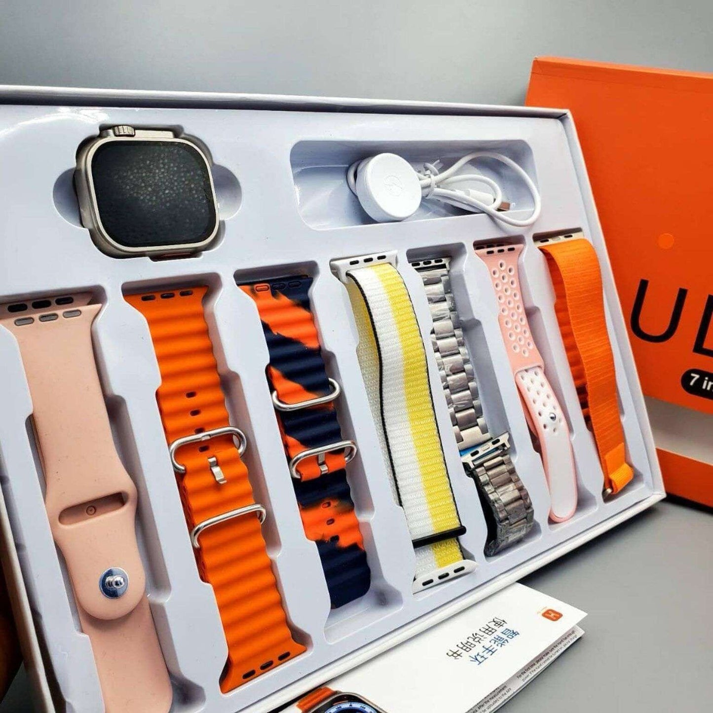 Premium Smartwatch Set with 7 Stylish Straps – Limited Stock
